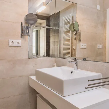 Apartament 70m2 Tagus River Terrace In Alfama By Lovelystay Lizbona