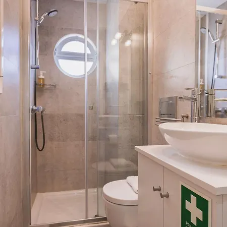 70m2 Tagus River Terrace In Alfama By Lovelystay