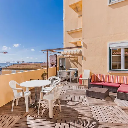 70m2 Tagus River Terrace In Alfama By Lovelystay * Lizbona