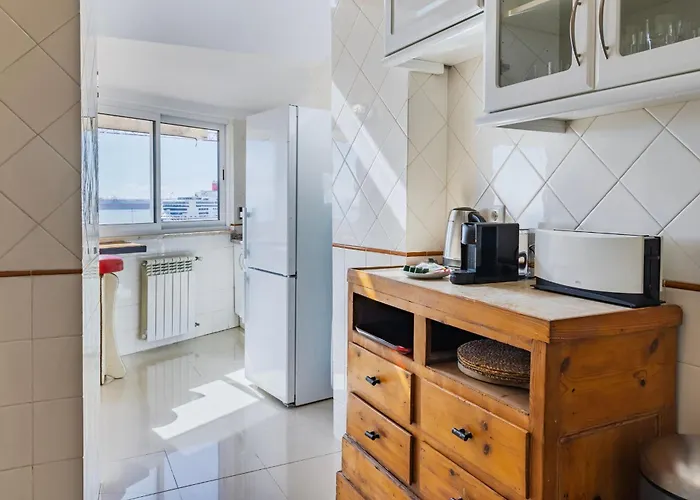 70m2 Tagus River Terrace In Alfama By Lovelystay شقة