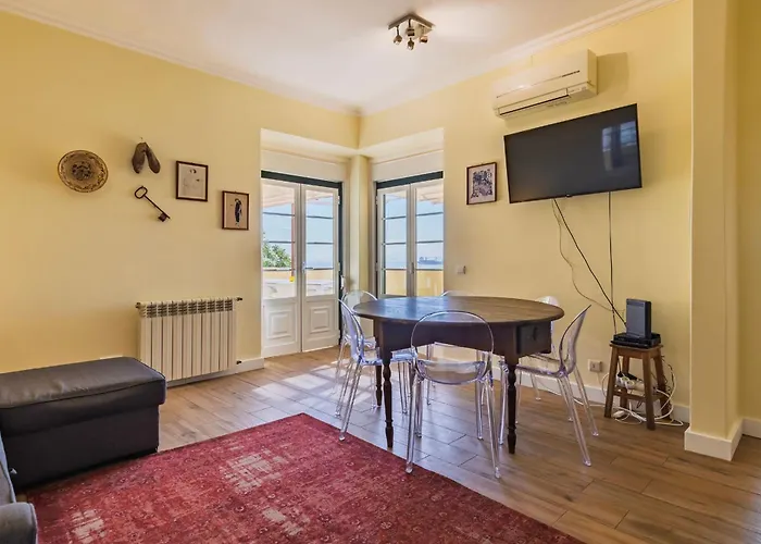 شقة 70m2 Tagus River Terrace In Alfama By Lovelystay