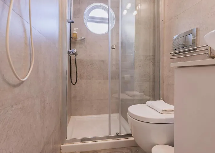 شقة 70m2 Tagus River Terrace In Alfama By Lovelystay Lisboa