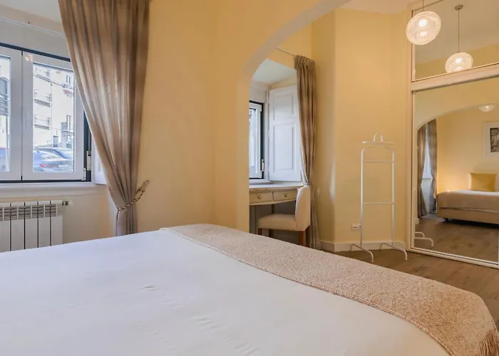 70m2 Tagus River Terrace In Alfama By Lovelystay شقة Lisboa