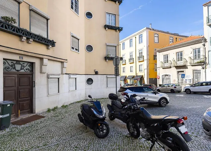 70m2 Tagus River Terrace In Alfama By Lovelystay