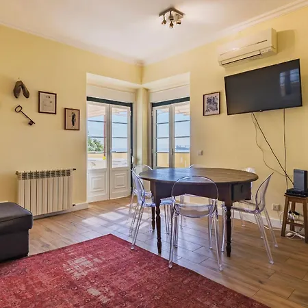 アパート 70m2 Tagus River Terrace In Alfama By Lovelystay