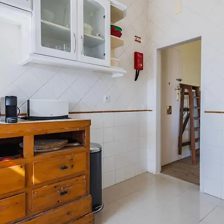 70m2 Tagus River Terrace In Alfama By Lovelystay アパート リスボン