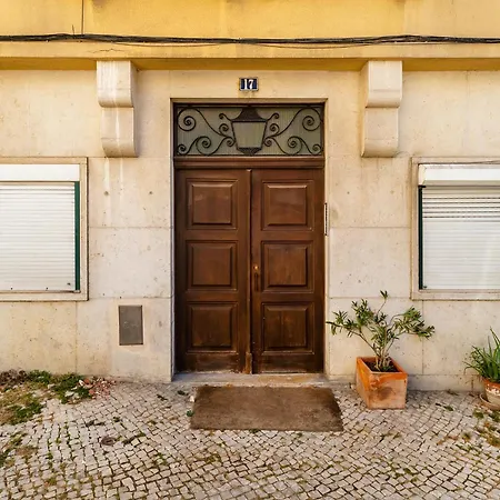 Whome Sunny Terrace With River Views * Lisboa