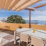 Whome Sunny Terrace With River Views Lejlighed